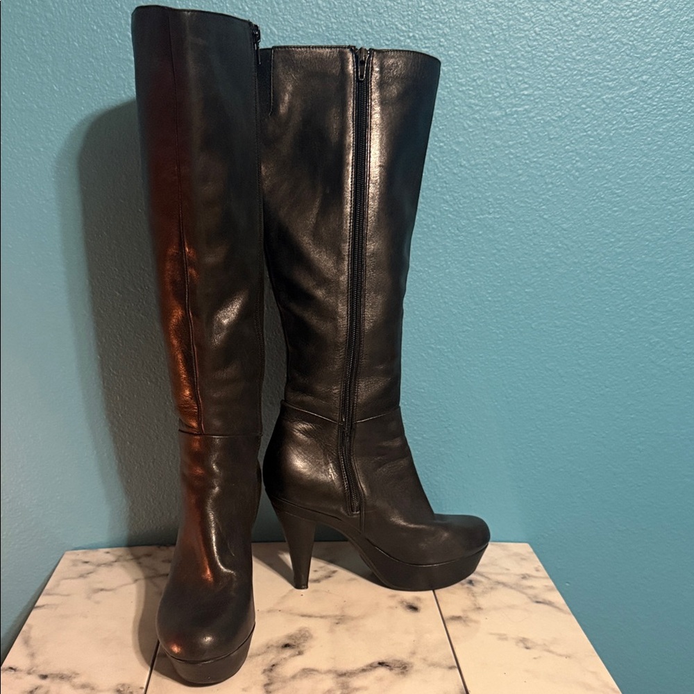 Me Too Black Heeled Boots